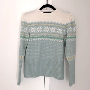 Puff sleeve fair isle sweater, in a super soft comfy yarn. Like new!